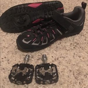 Brand new never worn biking sneakers & clip in’s